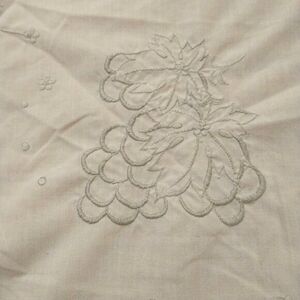 Large Tablecloth Embroidered Floral Cream Scalloped Trim Lightweight Oval Neutra